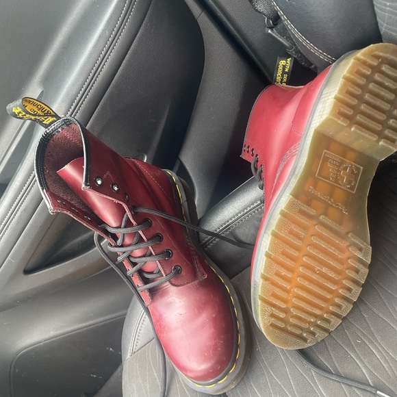 Women’s Dr Martens burgundy size 7 - Picture 2 of 6